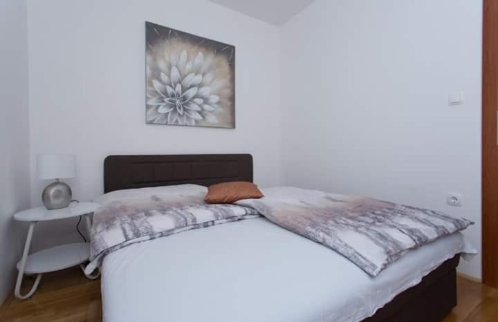 Apartman Mila Kaštela Eksteriør bilde